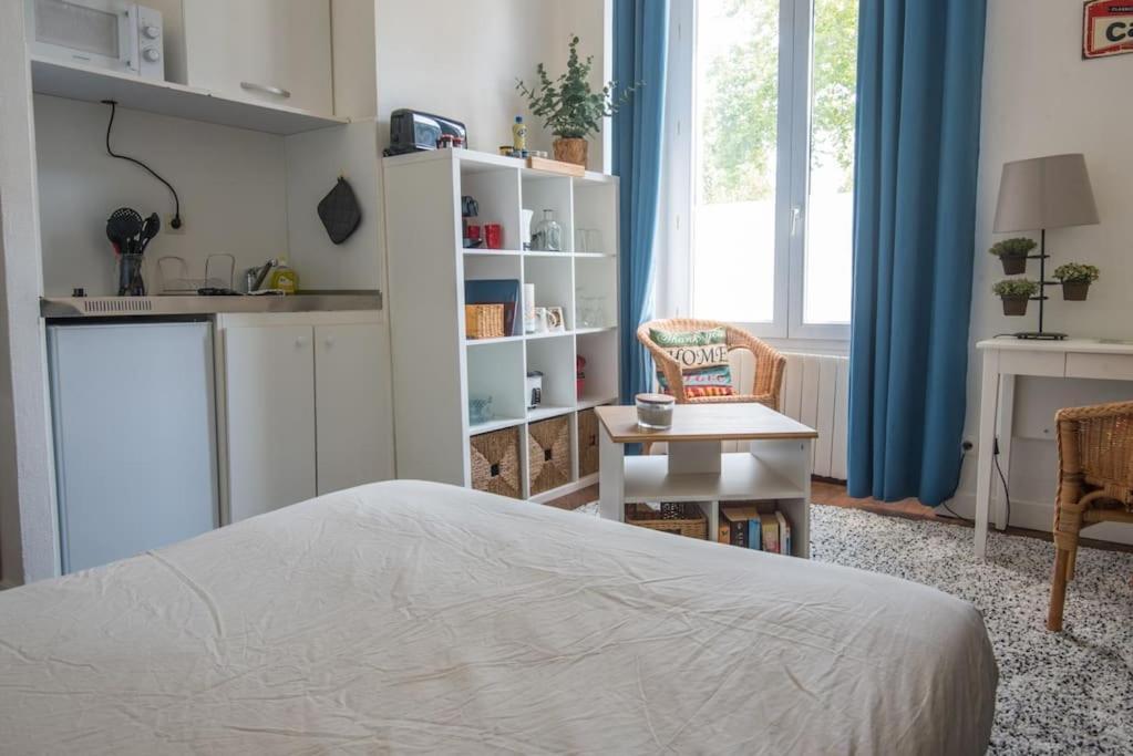 Apartamento Le Petit Cosy Angers Exterior foto
