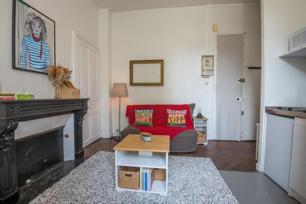 Apartamento Le Petit Cosy Angers Exterior foto